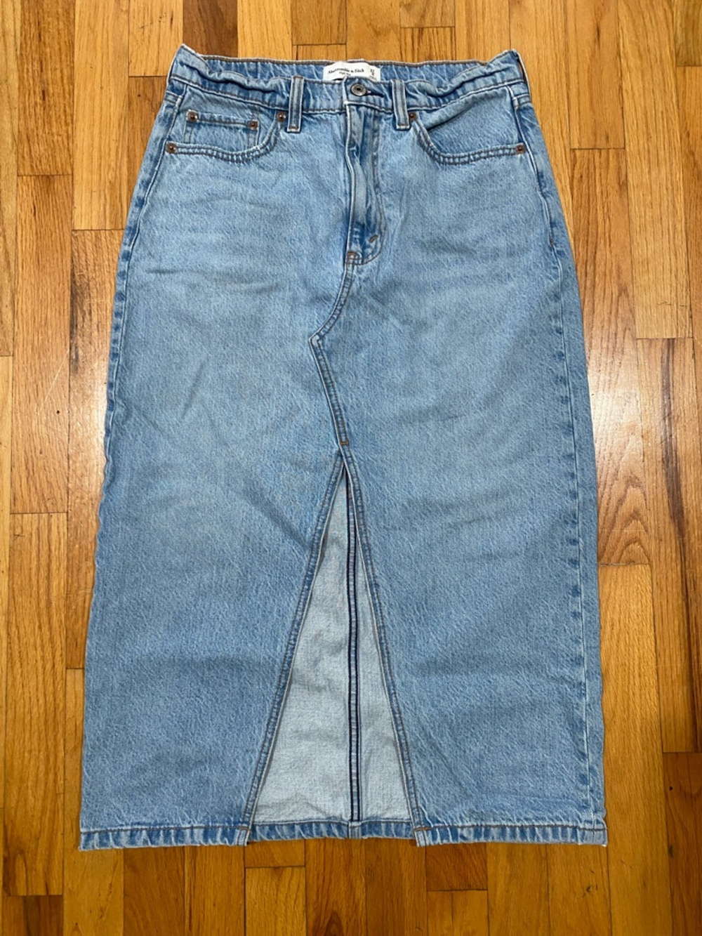 Abercrombie & Fitch Midi Denim Skirt